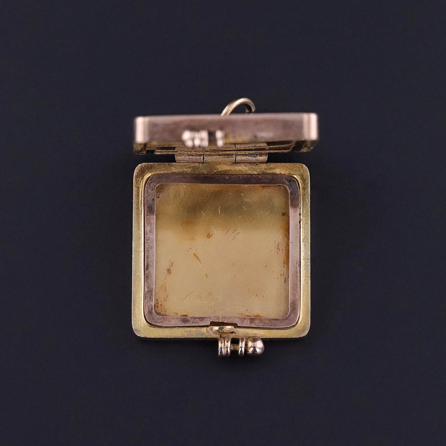 Antique Cherub Locket of 9ct Gold