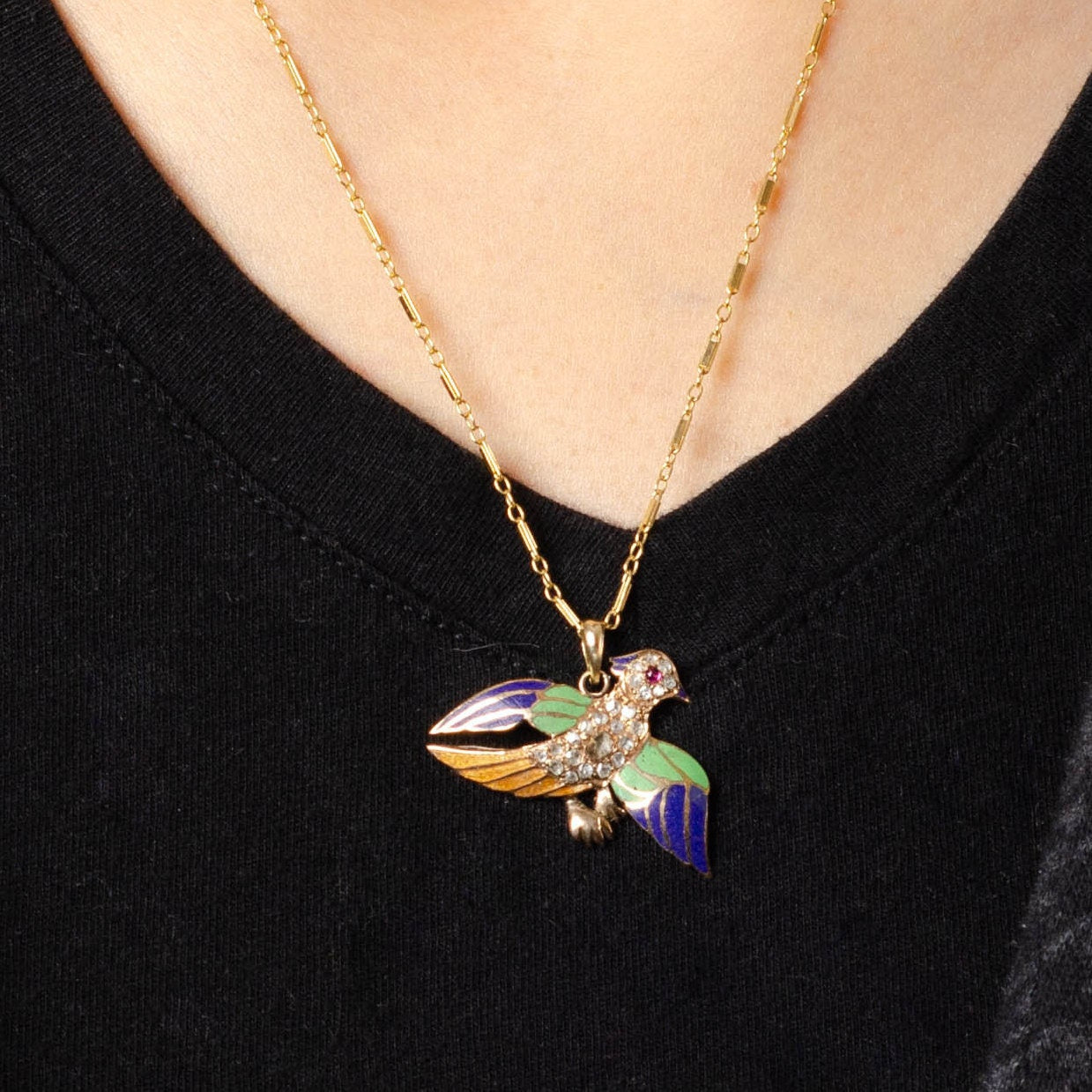 Antique Diamond and Enamel Bird Pendant of 14k Gold